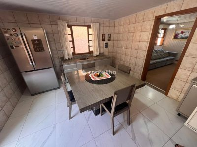 Casa à venda com 200m², 4 quartos, 6 vagas no bairro Rio Tavares em Florianópolis - Foto 3
