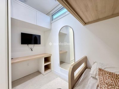 Casa à venda com 72m², 3 quartos, 2 suítes, 2 vagas no bairro Armação em Florianópolis - Foto 17