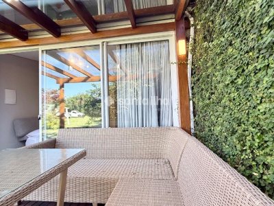 Casa à venda com 72m², 3 quartos, 2 suítes, 2 vagas no bairro Armação em Florianópolis - Foto 5