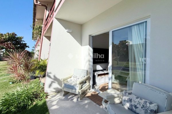 Casa à venda com 72m², 3 quartos, 2 suítes, 2 vagas no bairro Armação em Florianópolis