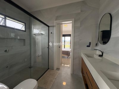 Casa à venda com 159m², 3 quartos, 1 suíte, 1 vaga no bairro Campeche em Florianópolis - Foto 14