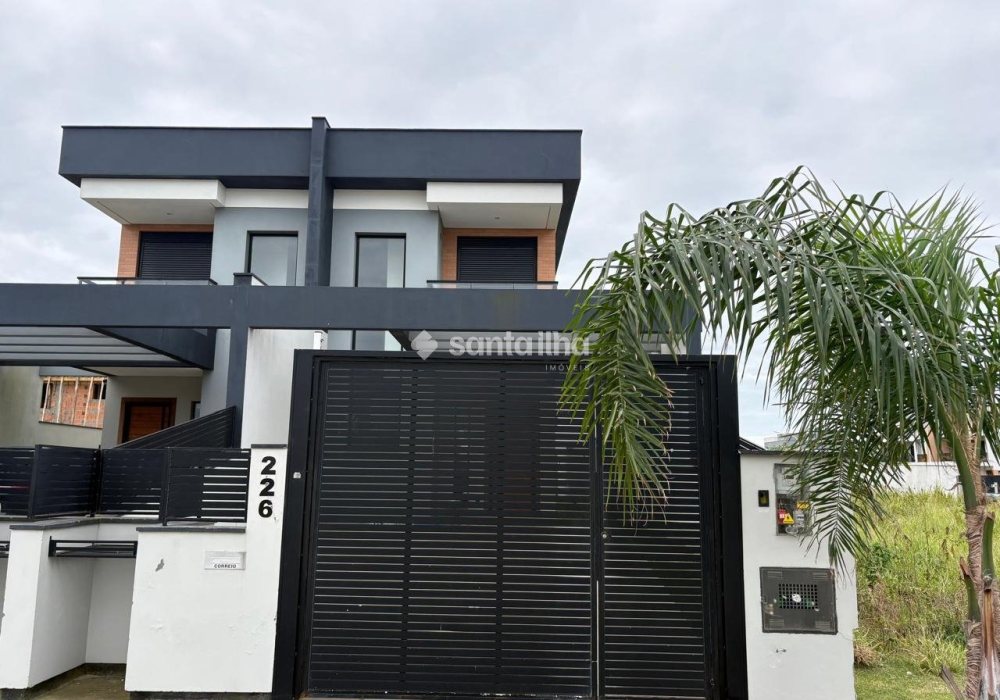 Casa à venda com 159m², 3 quartos, 1 suíte, 1 vaga no bairro Campeche em Florianópolis - Foto 1