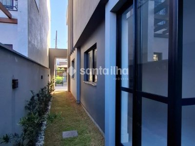 Casa à venda com 125m², 3 quartos, 3 suítes, 1 vaga no bairro Açores em Florianópolis - Foto 10