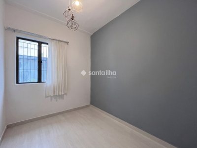 Casa para alugar com 60m², 2 quartos no bairro Armação em Florianópolis - Foto 17