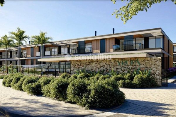 Apartamento à venda com 117m², 2 quartos, 2 suítes, 2 vagas no bairro Barra da Lagoa em Florianópolis