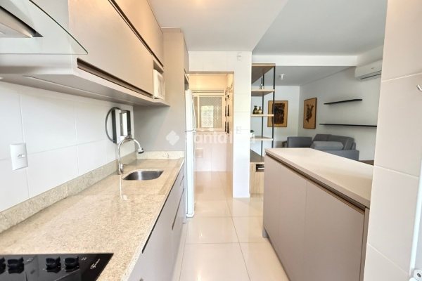 Apartamento à venda com 87m², 3 quartos, 1 suíte, 2 vagas no bairro Campeche em Florianópolis