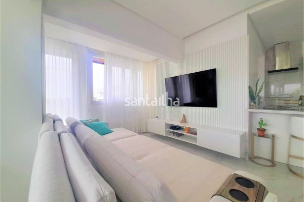 Cobertura à venda com 166m², 3 quartos, 1 suíte, 2 vagas no bairro Campeche em Florianópolis